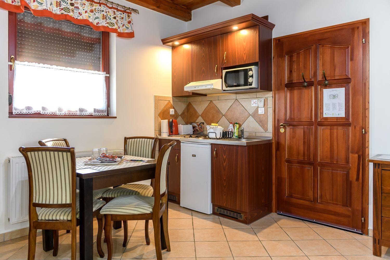 Cherry Apartmanhaz Sárvár Extérieur photo